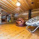 Hébergement de vacances Mustalampi 2 Kurkiaura By Interhome Ruka